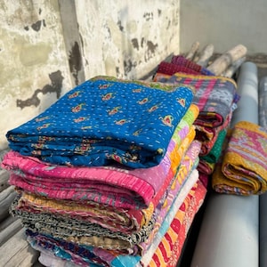 Wholesale Lot Of Indian Vintage Kantha Quilt Handmade Throw Reversible Blanket Bedspread Cotton Fabric BOHEMIAN quilt