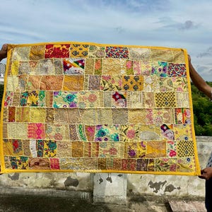 Arazzo patchwork da appendere alla parete, arazzo indiano da parete in cotone, decorazione da parete boho, arazzo per arredamento della casa, arazzo indiano vintage fatto a mano