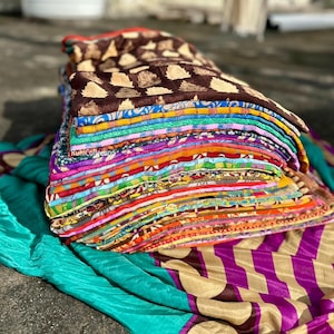 Art Sari Silk Fabric, Silk Sari Fabric for Silk Saree Ribbon or Upcycling Old Saree, Vintage Sari, Used Saree, Used Drapes, Vintage Saree