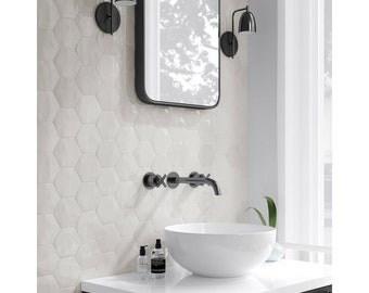 Modello a piastrella intera: Elazar Hexagon Pearl White Gloss 11,8 cm x 10,2 cm