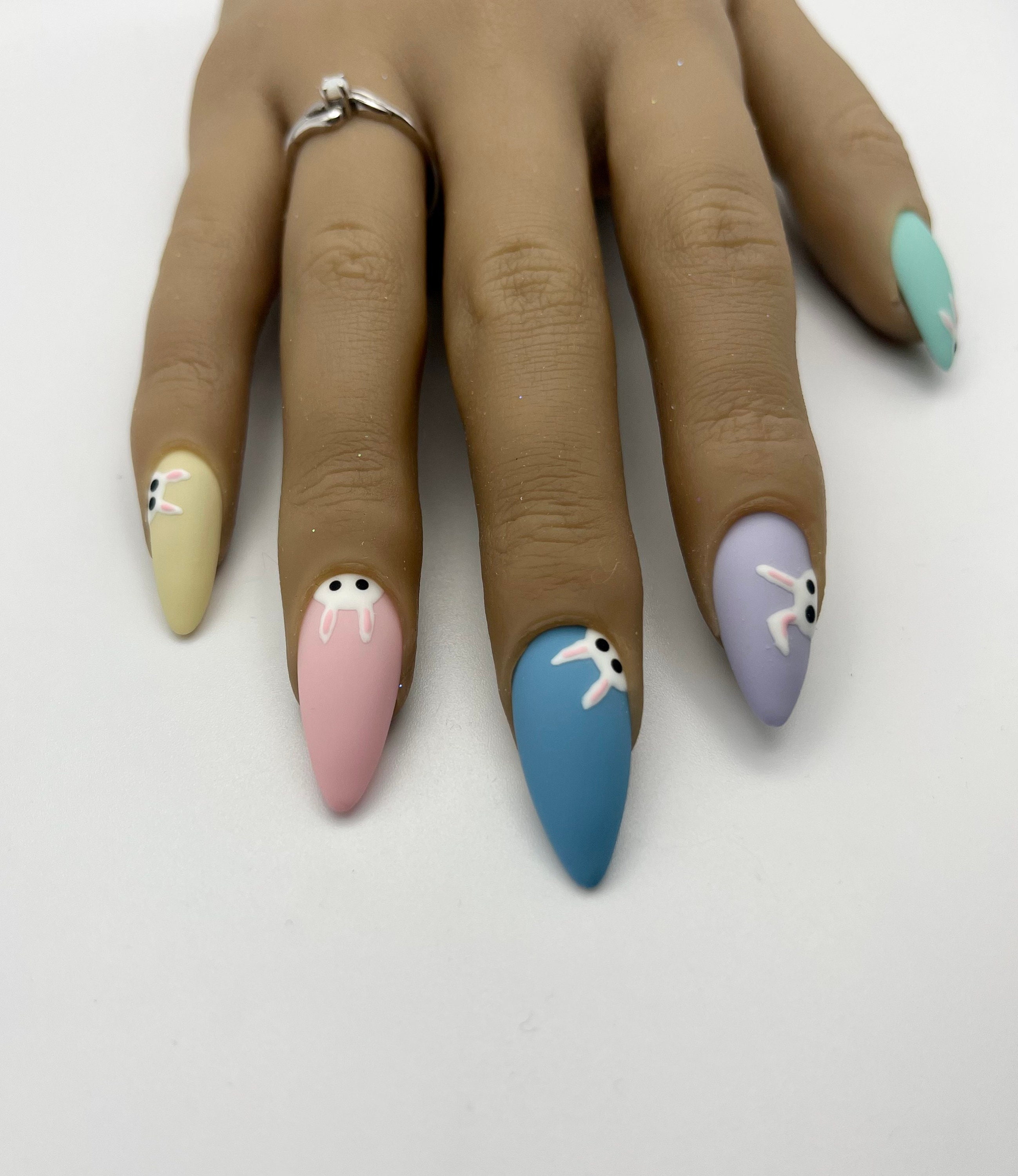 Peek-a-boo Bunny Easter Press On Nails| Fake Nails | Reusable Press On Nails  | Handmade Nails | Custom Press Ons |Canada Nails |US Nails
