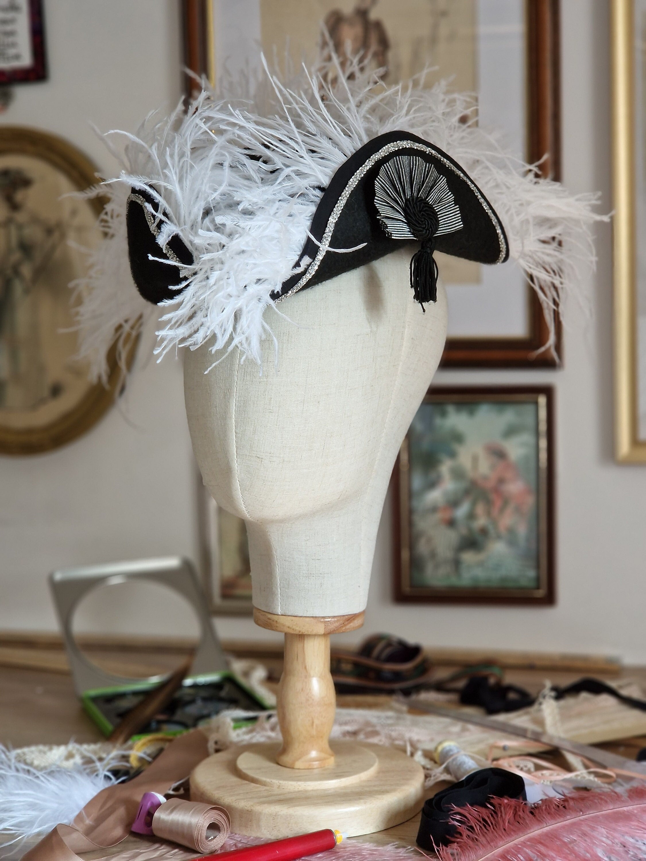 18th Century Hat Feathers - Etsy display picture 3