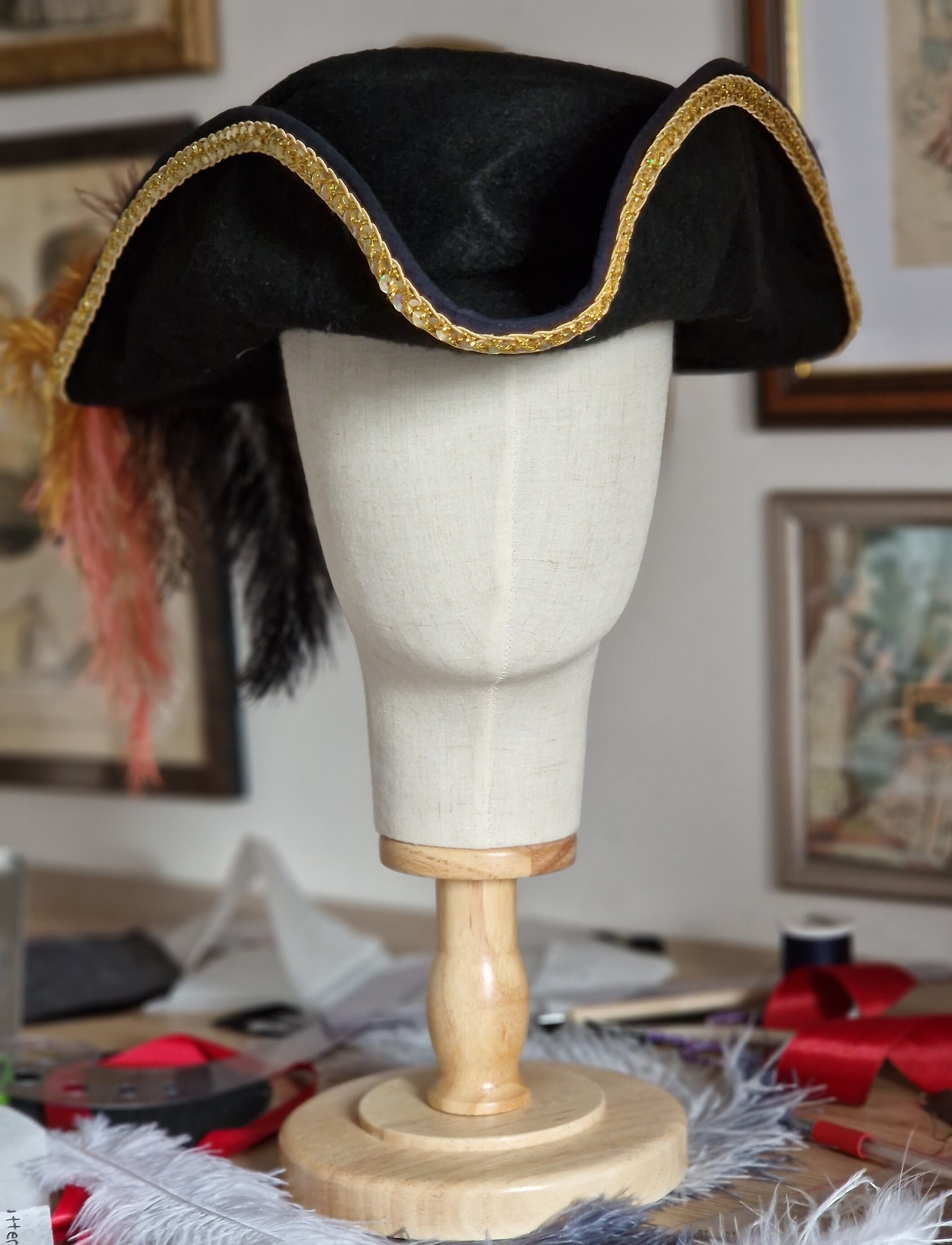 Amakando Piratenhut Dreispitz Aus Filz – Blau Mit Goldener Kante, Einheitsgröße Für Fasching & Kostümparty