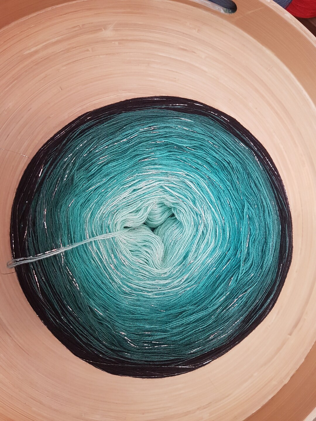 Gradient Cake Yarn, Ombre Yarn Cake, Color Change Yarn, 3,4 PLY Lurex