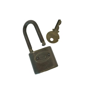 Vintage Independent Lock Co Brass Padlock & Key Bitchburg Massachusetts Locks
