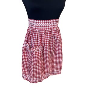 Womens Vtg Kitchen Apron Red Checkered Gingham Tie Back At Waist Cotton Retro