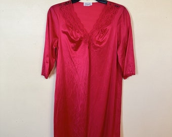 Vintage Hot Pink Vanity Fair Womens Size Large Poly Lightweight Robe Size Large