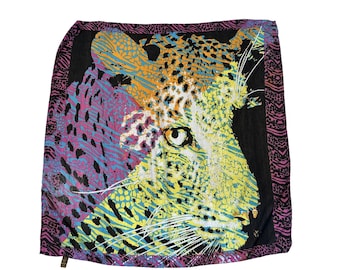 Kleurrijke luipaardprint damessjaal overslag by Copper Key One size dierenprint