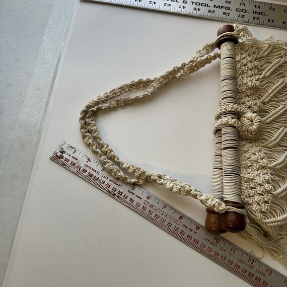 Sac Main Rond En Macramé Crochet Couleur Ivoire - Poignées En Bois, Style Bohème Hippie - Fait Main Aux Philippines