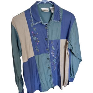 Vintage Napa Valley damesblouse met patchwork en knoopsluiting, geborduurd met bloemenmotief, maat S