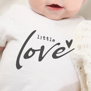 Little Love SVG PNG PDF, Camicia per bambini di San Valentino, Baby Valentine in formato SVG, Cuore in formato SVG, File di taglio per Cricut, Sublimazione di San Valentino