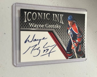 Carte de hockey Wayne Gretzky the great one, encre emblématique avec signature en fac-similé, 1000 exemplaires avec chargement par le dessus !