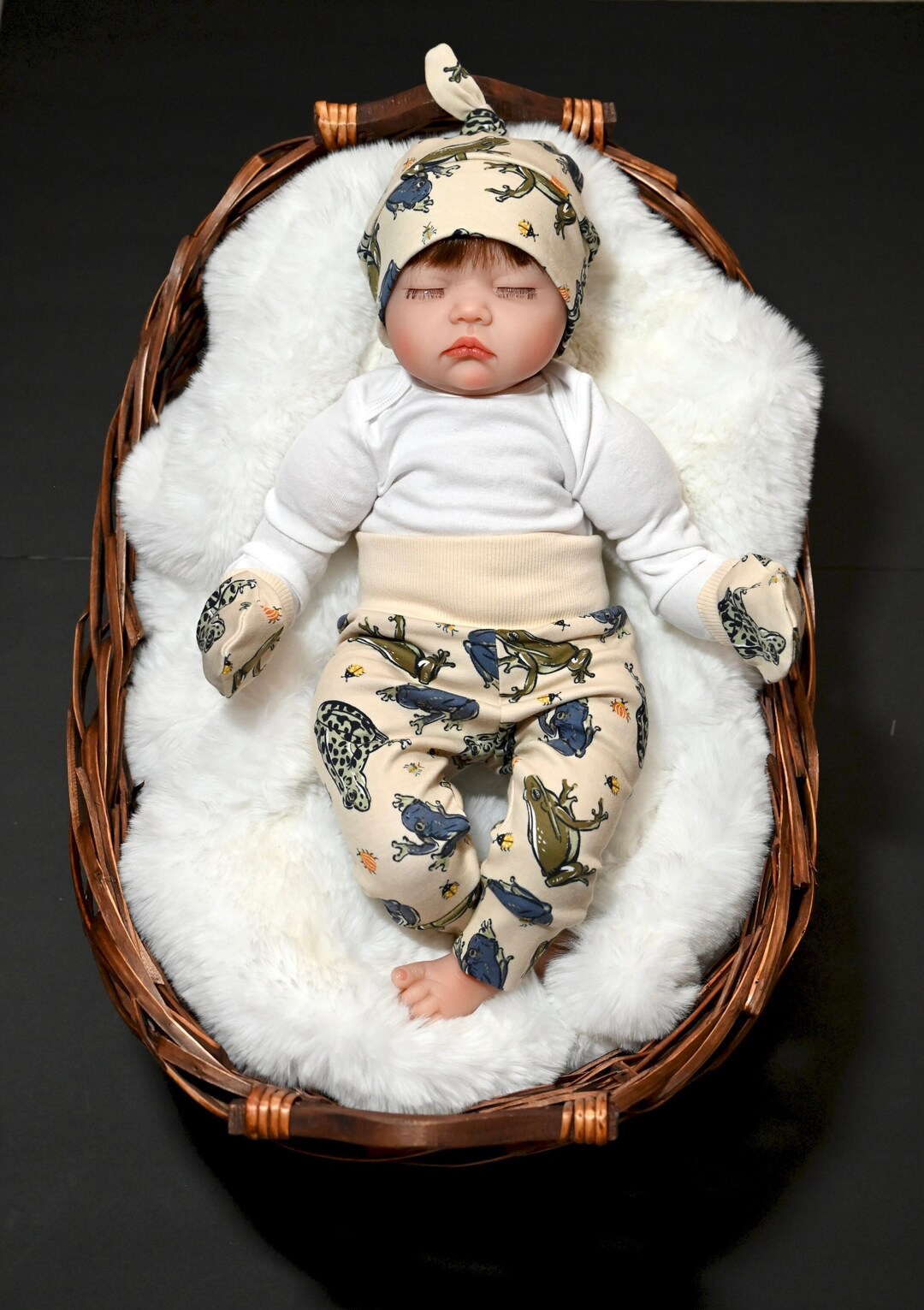 Frog Outfit Baby Boy Outfit Take Home Outfit Baby Unisex Etsy