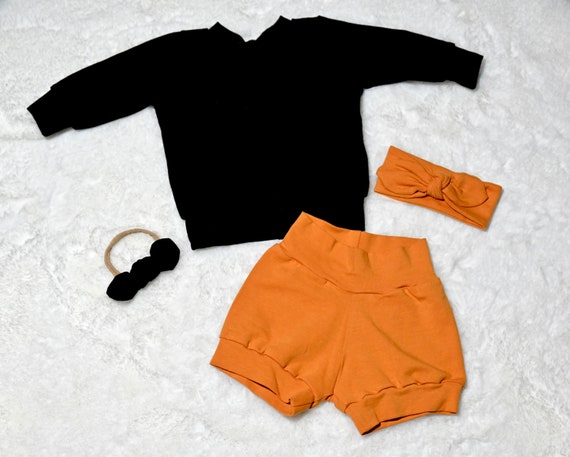 Sweater and shorts outfit best sale