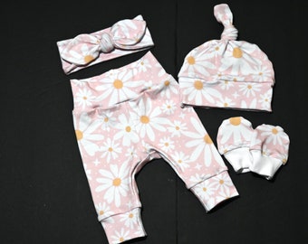 White Daisy Baby Girl Leggings Outfit, Hair Accessories, Newborn Baby Girl Outfit, No Scratch Mittens, Take Home Outfit