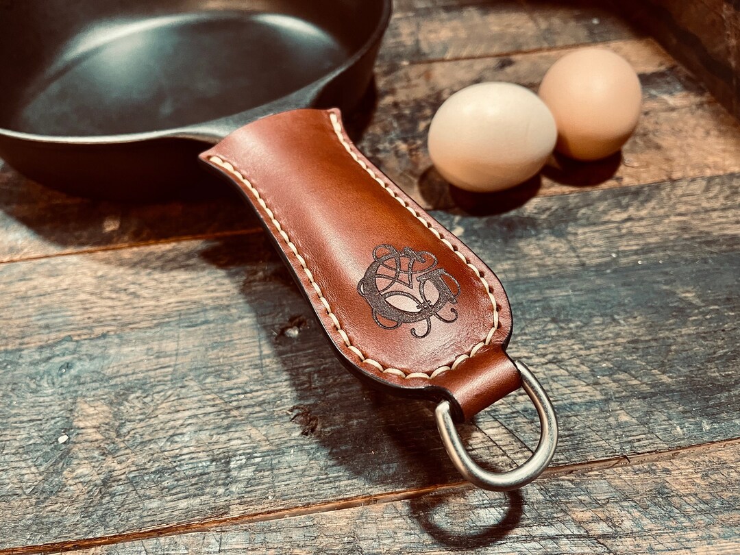Leather Cast Iron Handle Cover, Personalized Iron Skillet Handle Cover