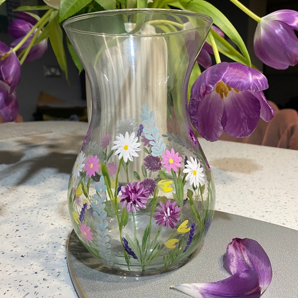 Vase en verre peint à la main carafe design prairie florale cadeau vase de fleurs pour maman son cadeau d'anniversaire