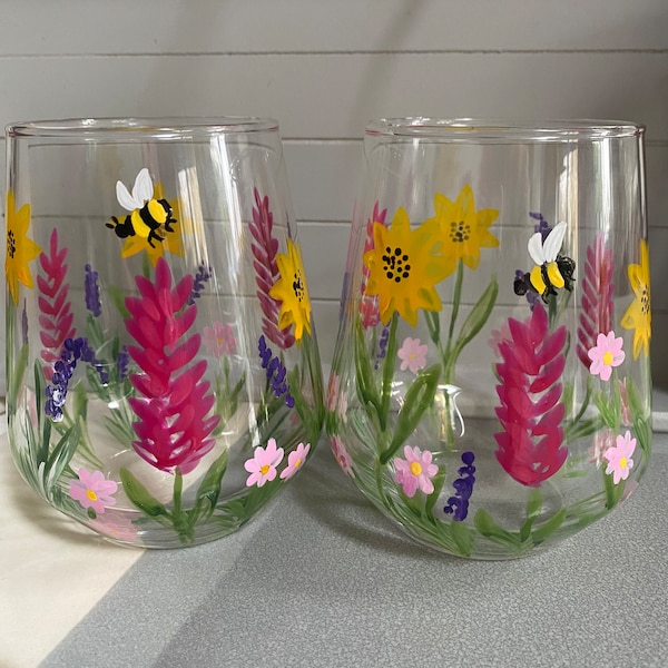 Hand Painted Gift Tumbler Glass in a gift box Floral Sunflower Bee design