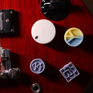 White guitar knob for Martin D-18E 1958 - 1959 - 3D printing - homemade - replica