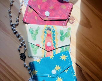 Handgjord rosenkranspåse i bomull – Virgen de Guadalupe, rostyg