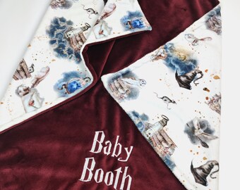 Kleiner Zauberer, magische Eulendecke, personalisierte Babydecke, Baby-Assistentdecke, neugeborenes Baby-Geschenk, weiße Eule Mail