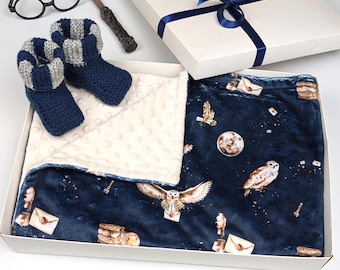personalized little wizard gift, newborn wizarding world blanket, customized hp owl swaddle, monogrammed harry nursery, newborn wool booties