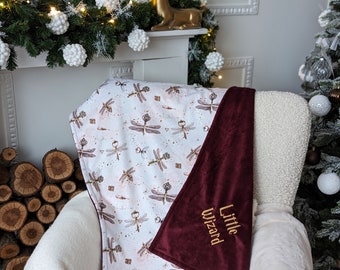 Sie sind so geliebt, personalisierte Babydecke, Magic Tasten Babydecke, Baby-Assistentdecke, Neugeborenes Geschenk, Schlüssel mit Flügeln