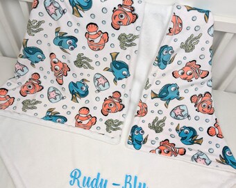 Personalisierte Clown Fisch Decke, Baby Geschenk mit Monogramm, benutzerdefinierte Korallen Riff Fisch Decke, Ozean Fisch Baby Geschenk, orange Clownfisch