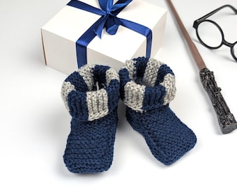 Crochet baby wizard booties, Baby booties, little wizard wool shoes, Hand knitted baby shoes, wizarding world gift, Baby shower gift