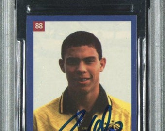 Ronaldo Nazario R9 Signed 1994 El Mundo Deportivo Rookie Card - PSA Authentic
