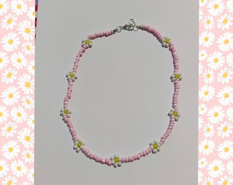 Handmade Beaded Daisy Necklace - Boho Floral Jewelry