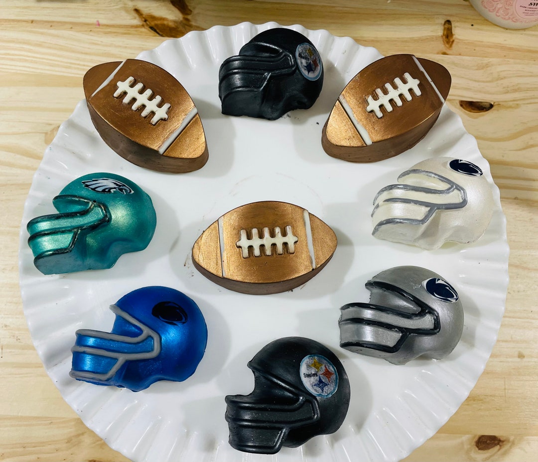 Football Cake Pop Helmet Cakepops Custom Team Cake Pops Player Etsy