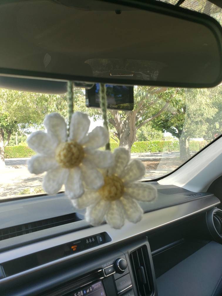 New Universal Car Cute Daisy Flower Car Interior Decoration Knitted Steering  Wheel Cover Styling Interior Accessories Product From Autohand_elitestore,  $4.45
