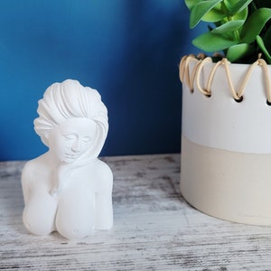 Siren Head Plaster Figurine: Woman Bust Statue, Nautical Decor