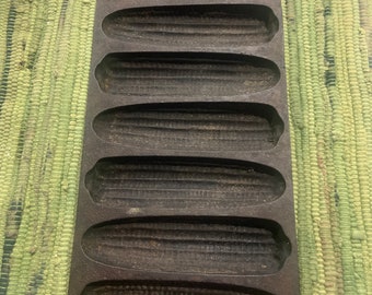 Vintage Corn Muffin Pan-7S 26