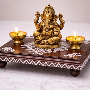 Hand Painted Kolam Stool, Pooja Manai Chowki, Housewarming Gift