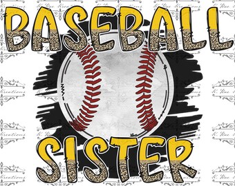 Può includere: Grafica Baseball Sister con un design a stampa leopardata gialla e nera. La grafica presenta una palla da baseball con cuciture rosse e uno sfondo nero e bianco.