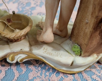 Vintage Capodimonte Centerpiece Figure - Etsy Vintage Capodimonte Centerpiece Figure - Etsy