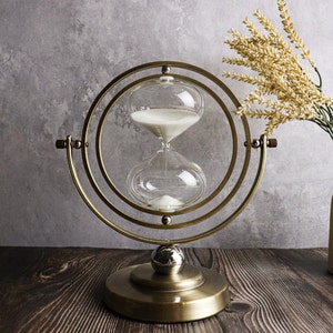 Anti Anxiety retro Glass Hourglass Color Sand Hourglass Decoration,Creative Living Room /Office Decoration Ornaments .Best Gift.