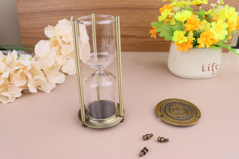 Custom Engraving Vintage refillable Sand Hourglass Timer/ Sand hourglass/ Home Decoration coworkers/creative living room,home decoration zdjęcie 3