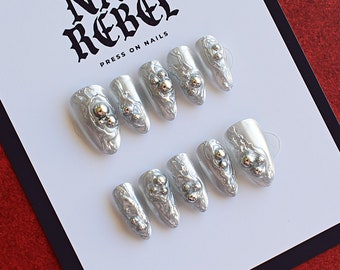 Silver Chrome Press Ons // Galaxy Nails, Textured Nails, Press On Nails, Space Nails