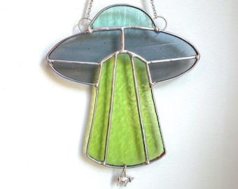 Stained Glass UFO Sun Catcher | Stained Glass Alien UFO | Glass Wall Hangings