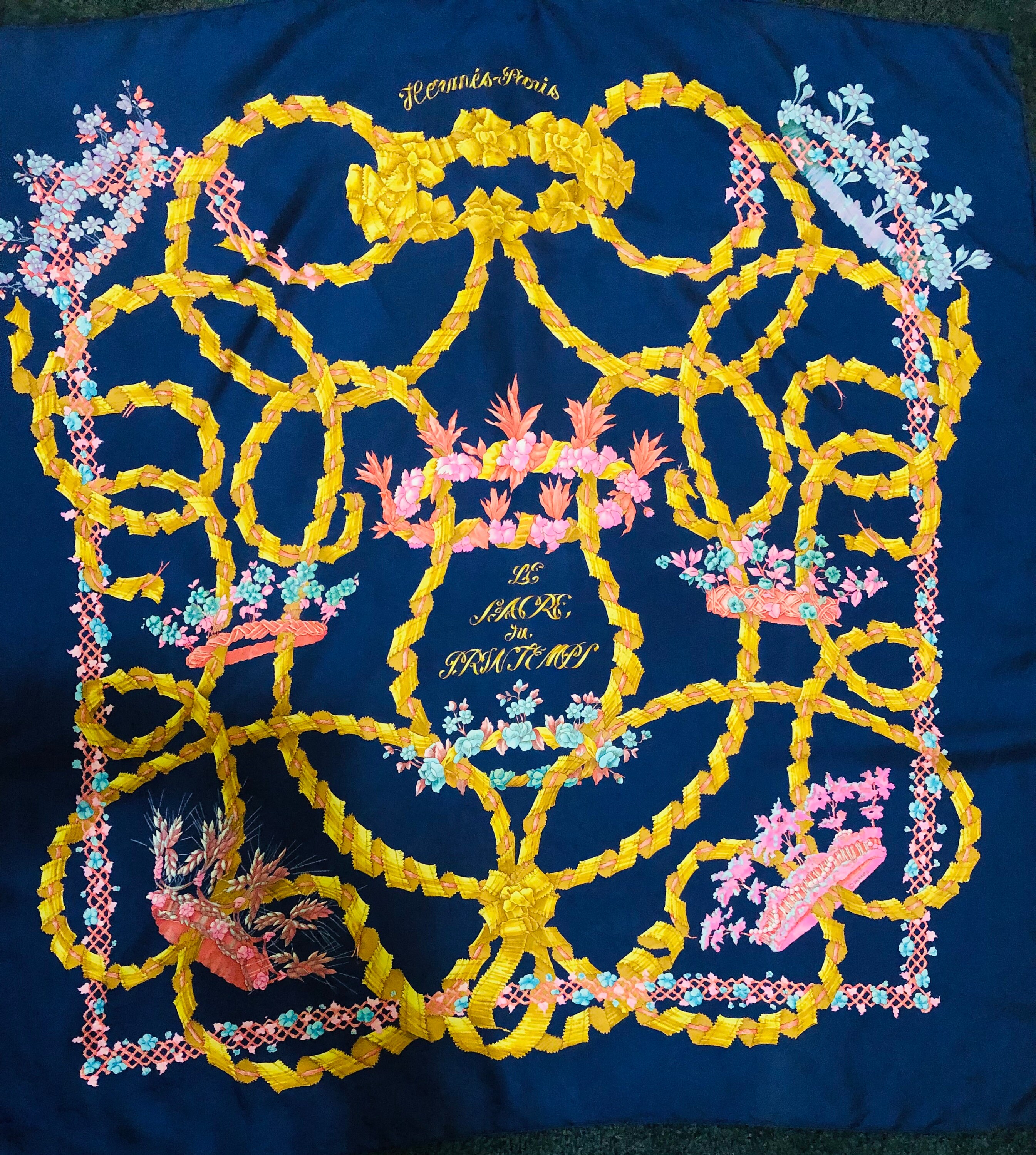 エルメス シルクスカーフ LE SACRE DU PRINTEMPS Hermes Scarf. 'le Sacre Du Printemps' . 100% Silk.designed