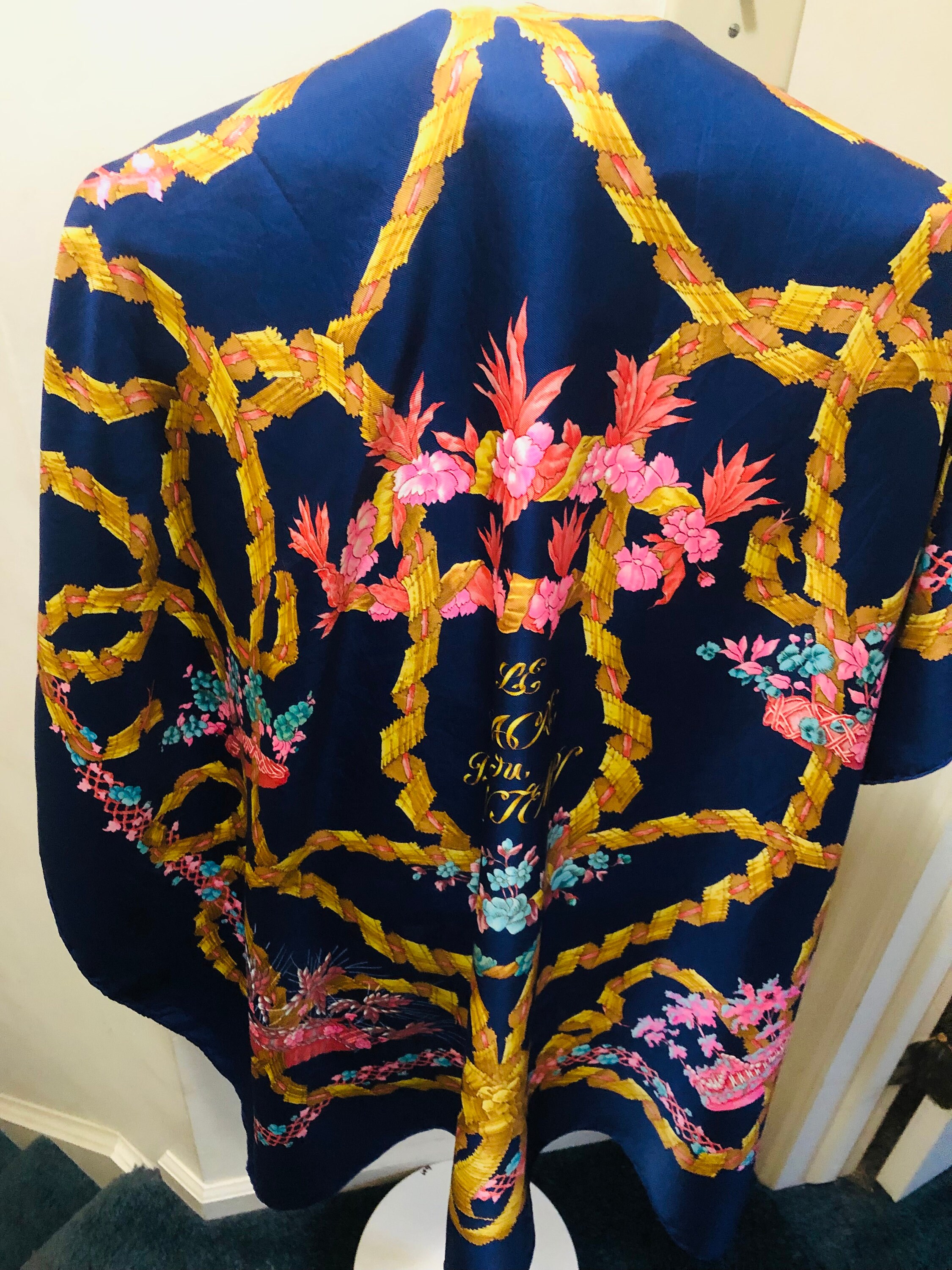 エルメス シルクスカーフ LE SACRE DU PRINTEMPS Hermes Scarf. 'le Sacre Du Printemps' . 100% Silk.designed