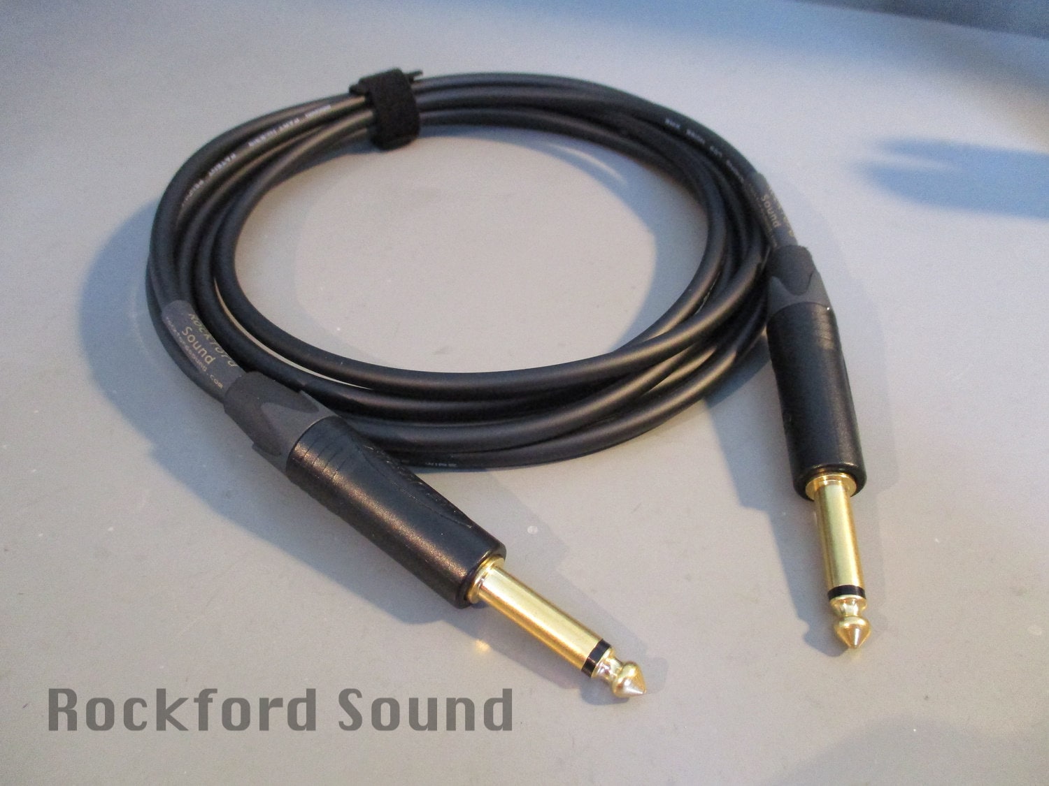 Mogami W2319 Mini Studio Instrument Cable - Gold Neutrik Straight to Straight Plugs