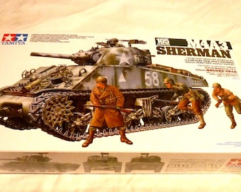 ドラゴン シャーマン M4A3 戦車モデルキット – 第二次世界大戦 1/72