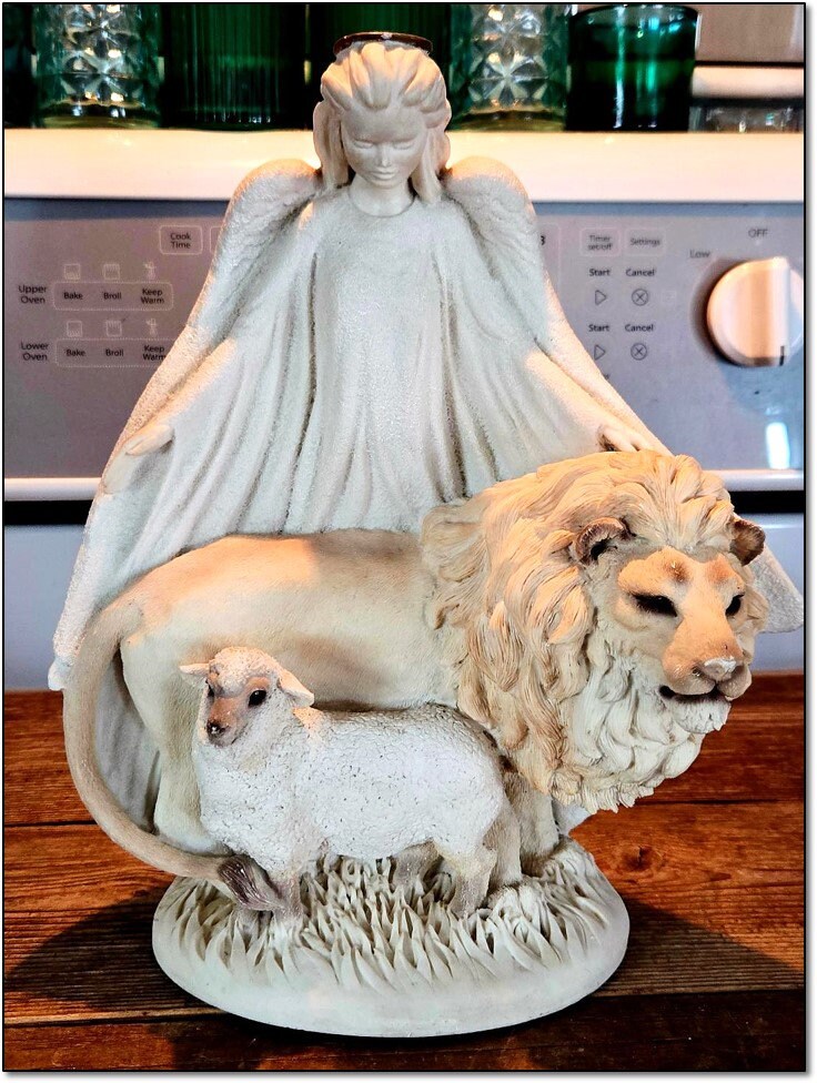 Vintage 1991 “winterlight”, an Angel, Lion and Lamb Statue