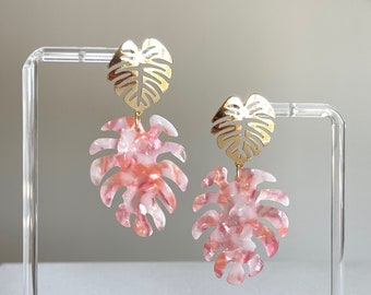 Monstera Leaf Earrings – Gold Tropical Leaf Earrings – Lightweight Statement Jewelry – Gift For Her