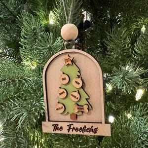 Personalisierte Weihnachtsornamente - Familienornamente - Ihre Namen auf einem Ornament für Weihnachten