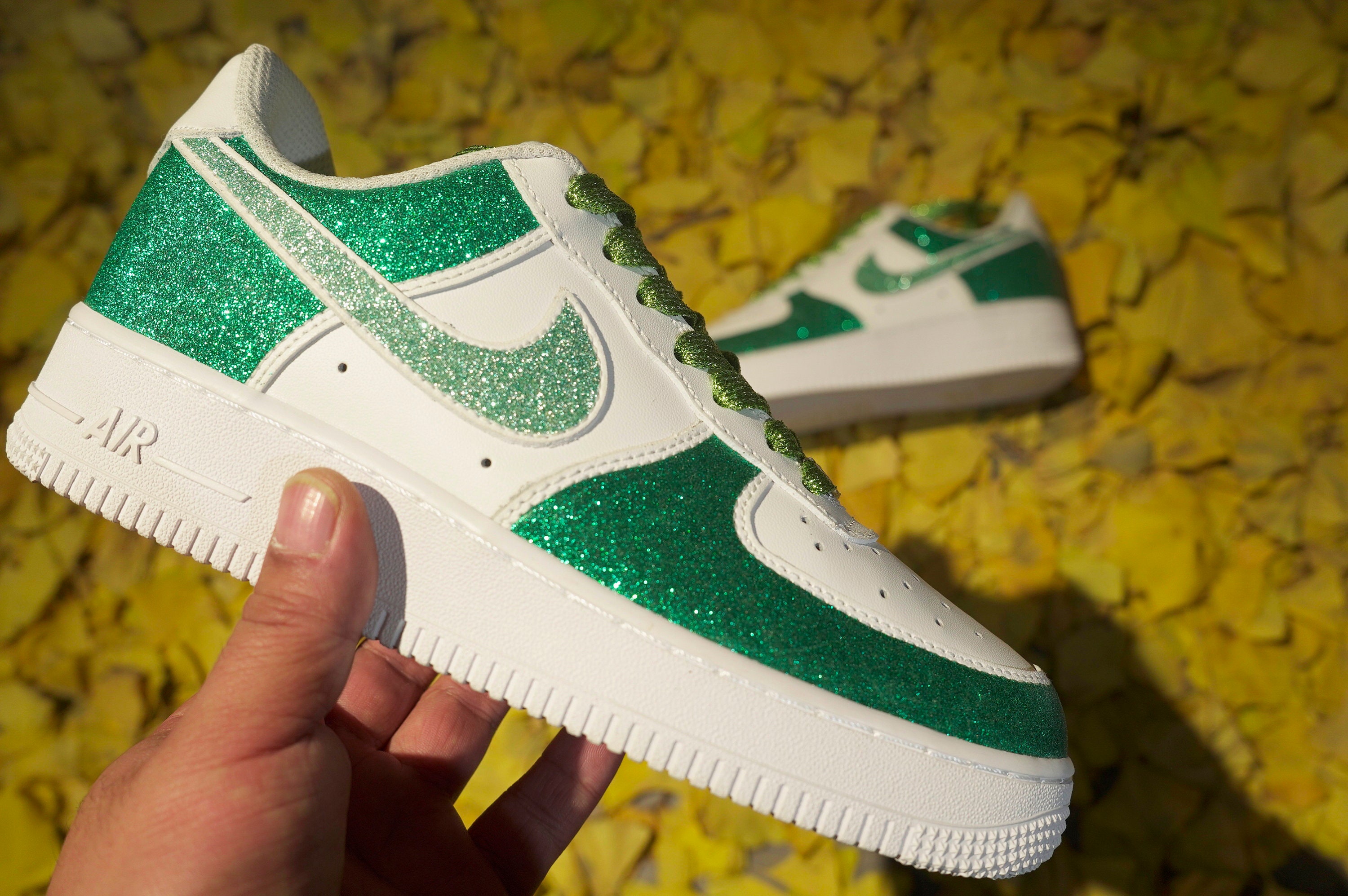 Nike sparkle shop shoes